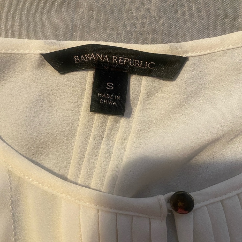 Banana Republic Ivory Pleated Top